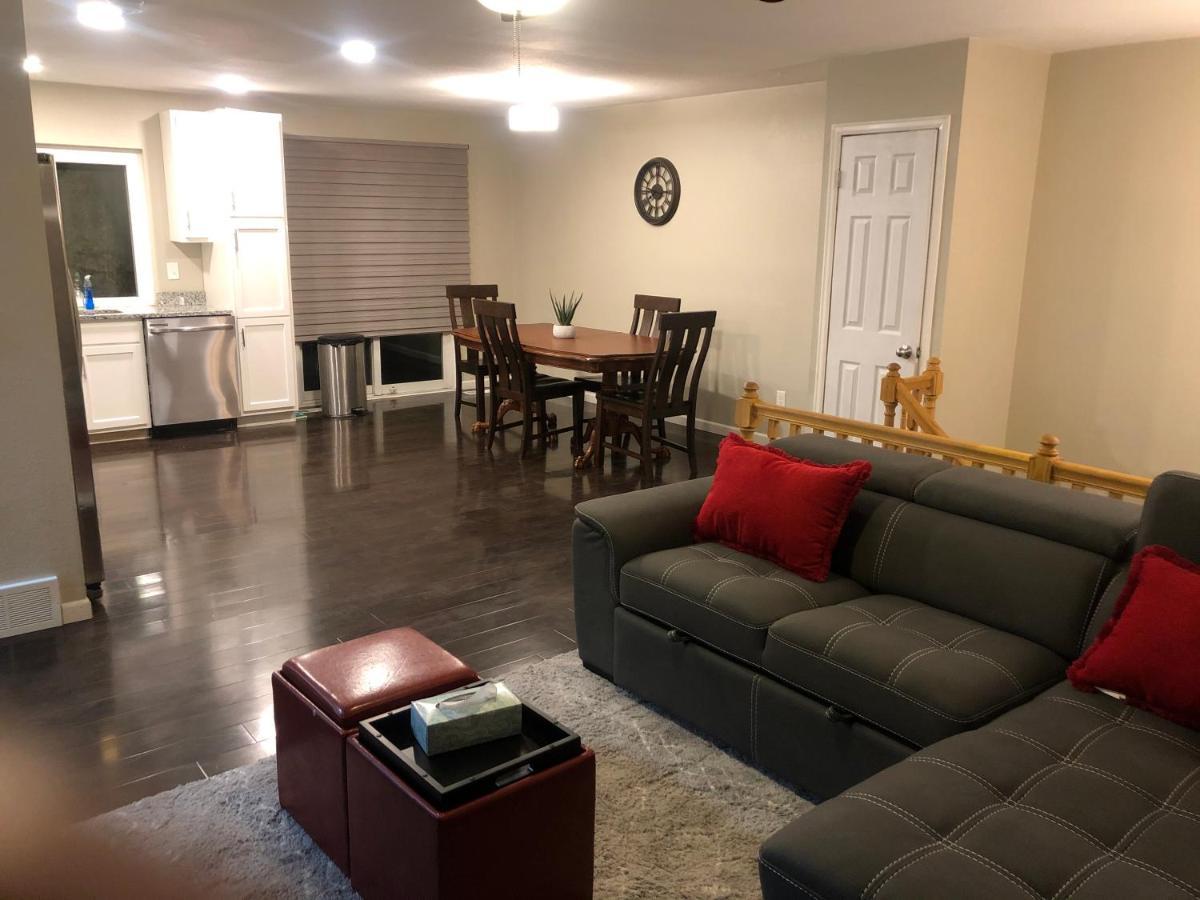 Milehi Vacation Home Pet Friendly Aurora Exterior photo